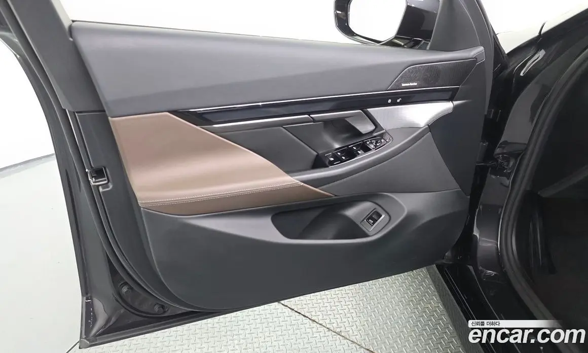 BMW 5 серия 2025 2.0 автомат (гидро), фото 14 BMW 5 серия 2025 2.0 автомат (гидро), фото 14