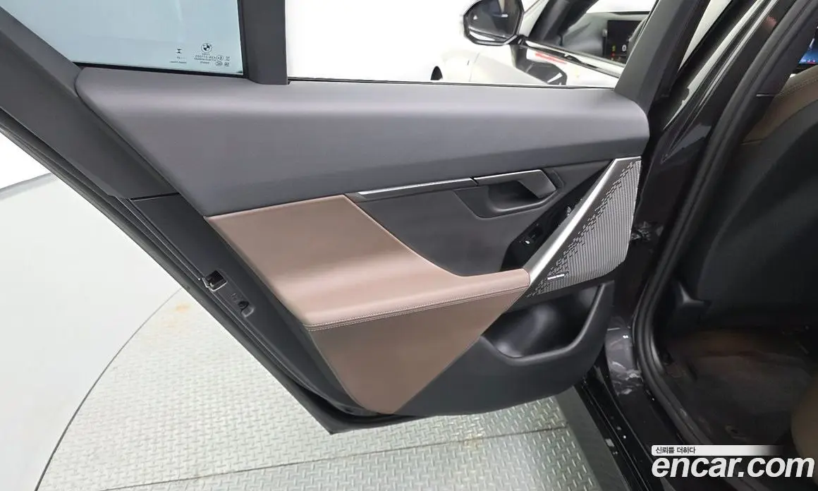 BMW 5 серия 2025 2.0 автомат (гидро), фото 15 BMW 5 серия 2025 2.0 автомат (гидро), фото 15