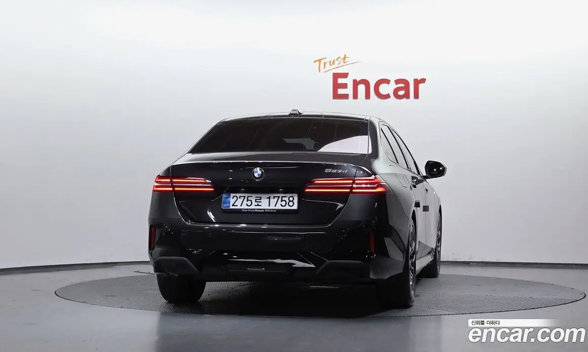 BMW 5 серия 2025 2.0 автомат (гидро), фото 4 BMW 5 серия 2025 2.0 автомат (гидро), фото 4