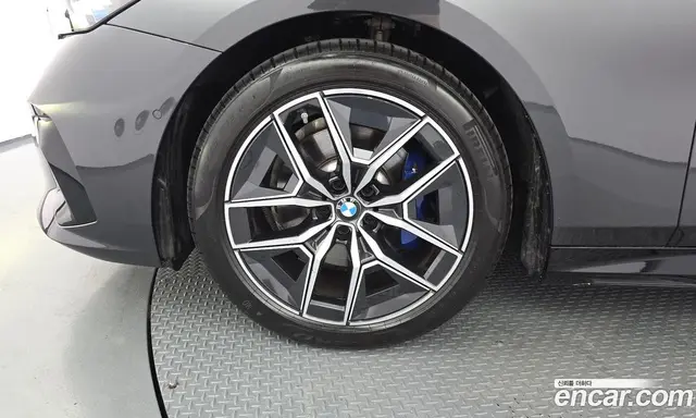 BMW 5 серия 2025 2.0 автомат (гидро), миниатюра 5 BMW 5 серия 2025 2.0 автомат (гидро), миниатюра 5