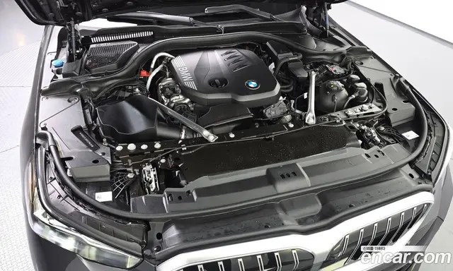 BMW 5 серия 2025 2.0 автомат (гидро), миниатюра 6 BMW 5 серия 2025 2.0 автомат (гидро), миниатюра 6