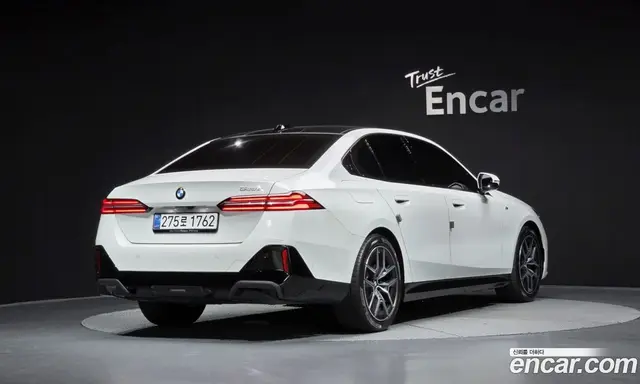 BMW 5 серия 2025 2.0 автомат (гидро), миниатюра 2