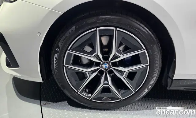 BMW 5 серия 2025 2.0 автомат (гидро), миниатюра 5
