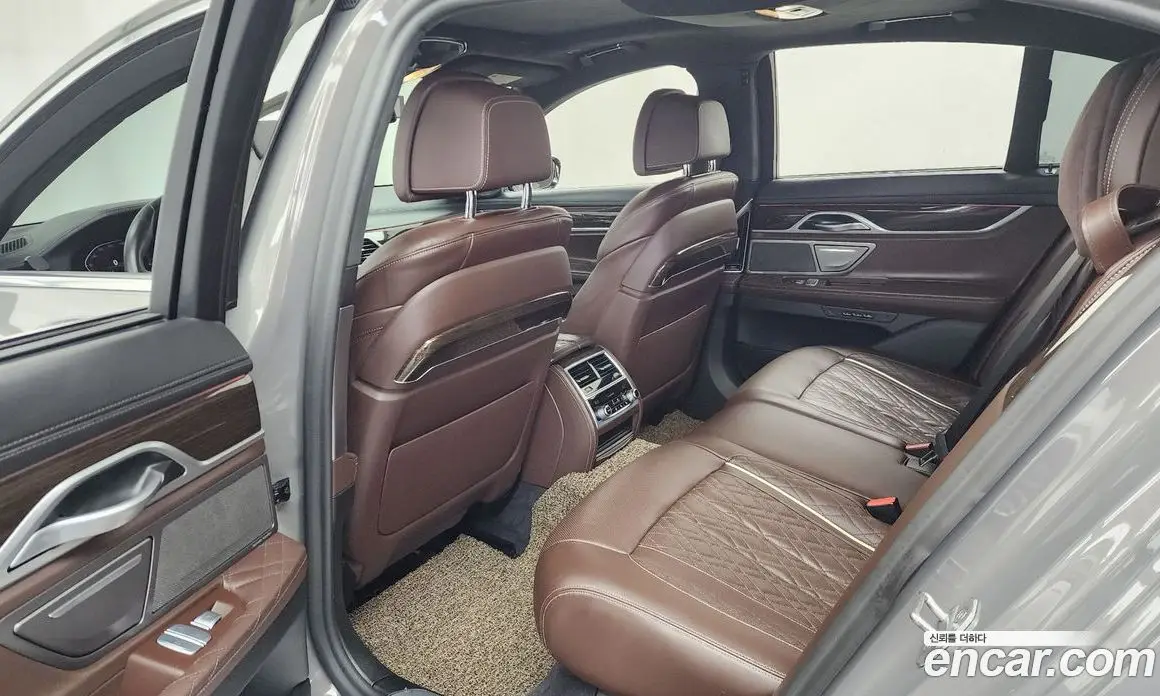 BMW 7 серия 2020 3.0 автомат (гидро), фото 16