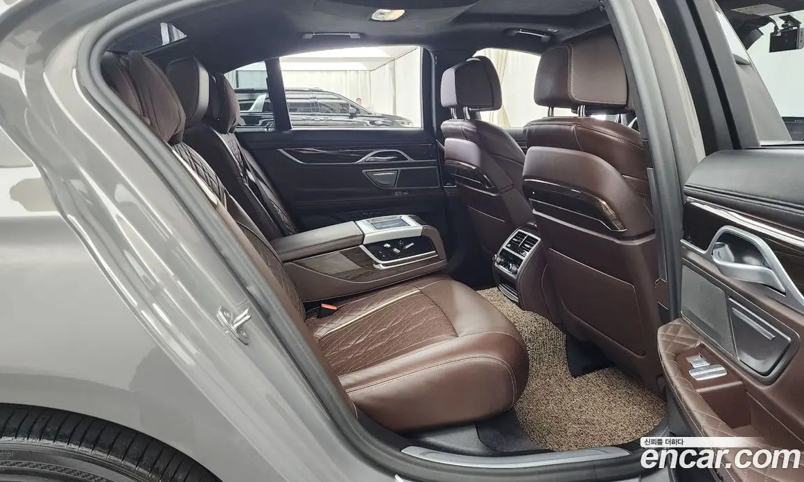 BMW 7 серия 2020 3.0 автомат (гидро), фото 18