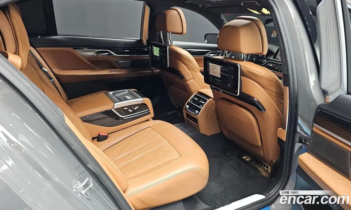 BMW 7 серия 2021 3.0 автомат (гидро), фото 17