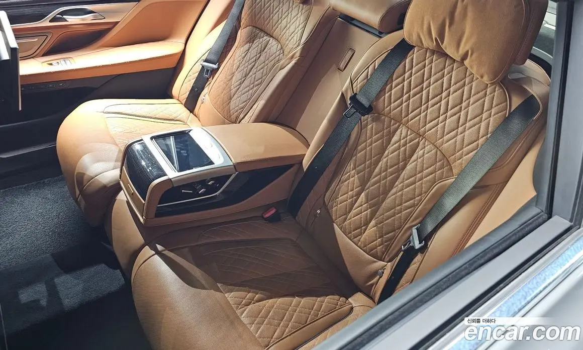 BMW 7 серия 2021 3.0 автомат (гидро), фото 32