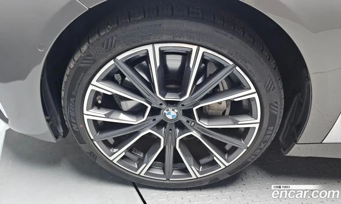 BMW 7 серия 2021 3.0 автомат (гидро), фото 5