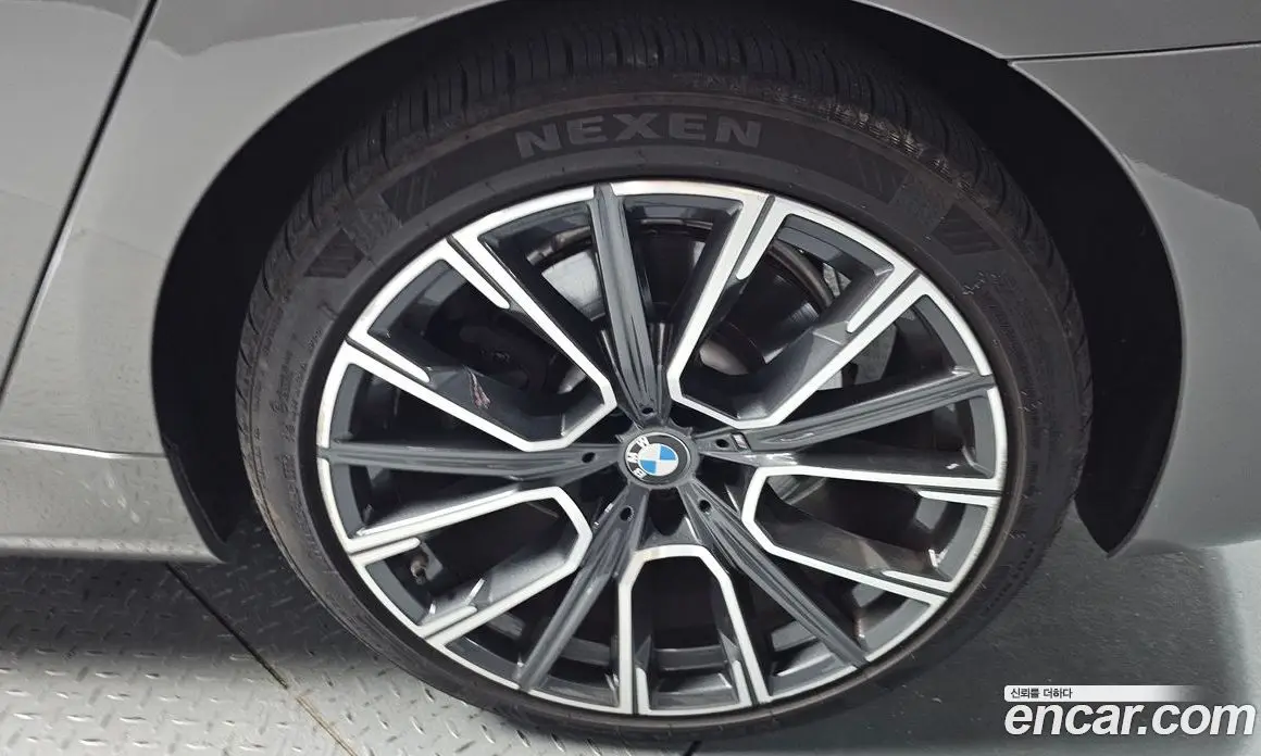 BMW 7 серия 2021 3.0 автомат (гидро), фото 7