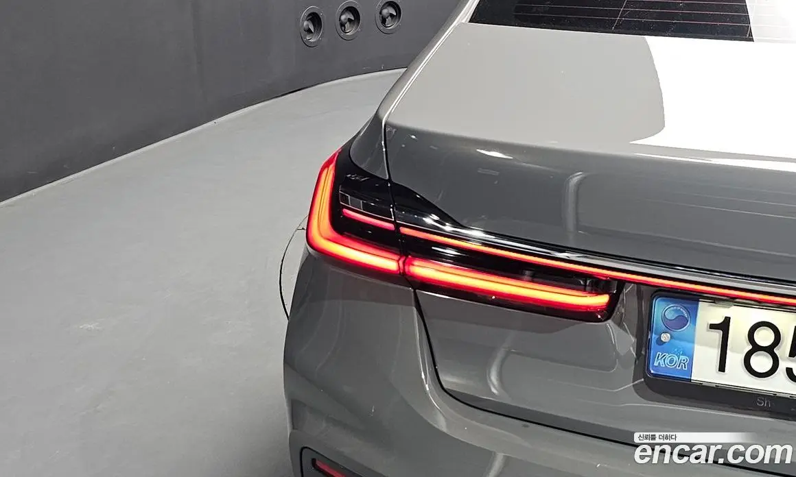 BMW 7 серия 2021 3.0 автомат (гидро), фото 9