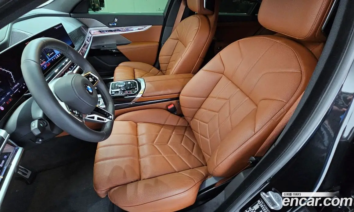BMW 7 серия 2025 3.0 автомат (гидро), фото 12 BMW 7 серия 2025 3.0 автомат (гидро), фото 12