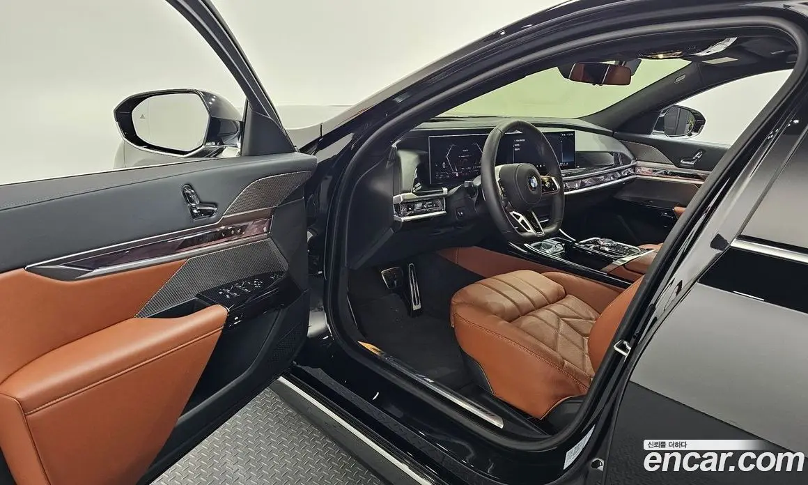 BMW 7 серия 2025 3.0 автомат (гидро), фото 10 BMW 7 серия 2025 3.0 автомат (гидро), фото 10