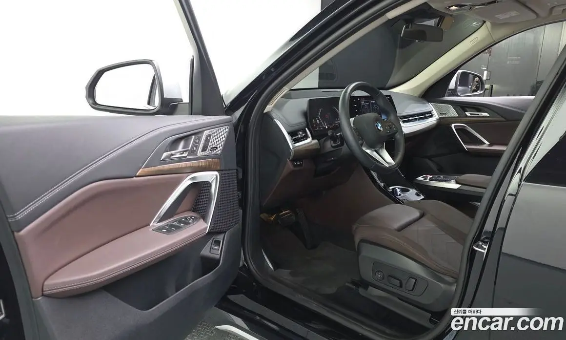 BMW X1 2023 2.0 автомат (гидро), фото 13 BMW X1 2023 2.0 автомат (гидро), фото 13