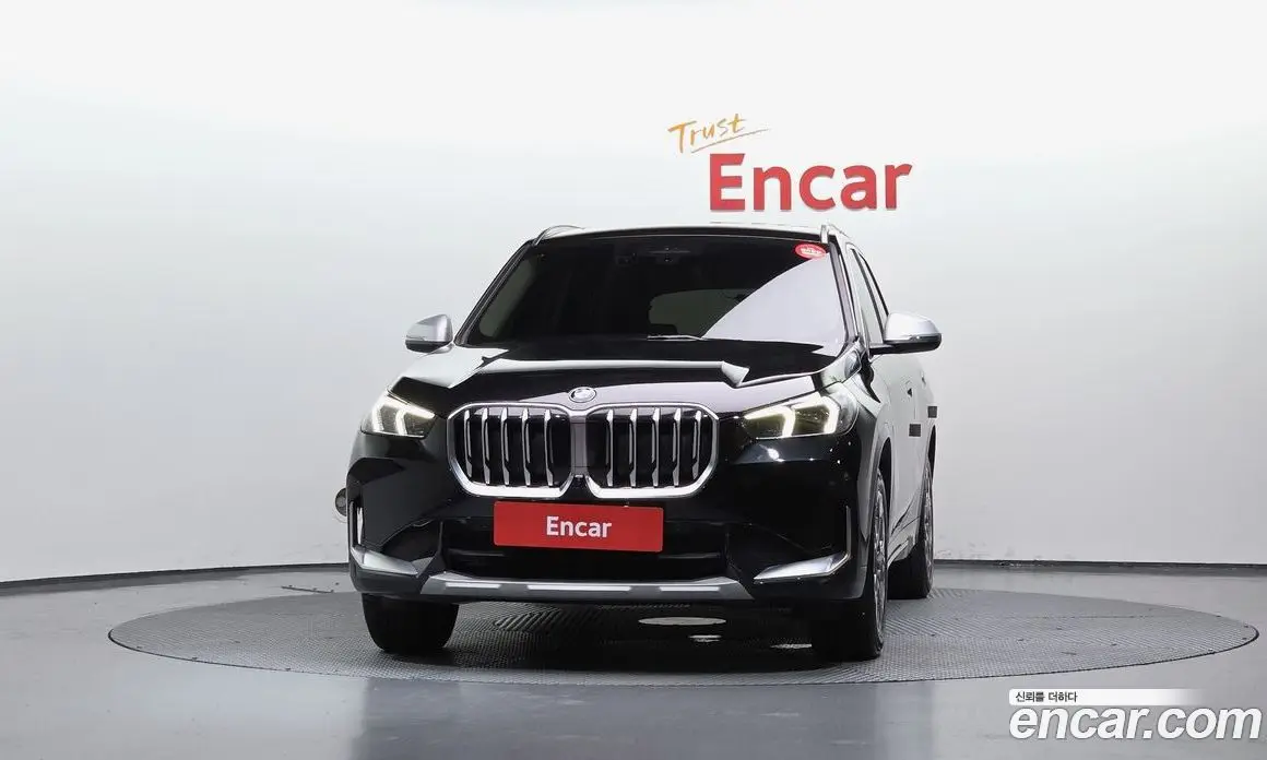 BMW X1 2023 2.0 автомат (гидро), фото 3 BMW X1 2023 2.0 автомат (гидро), фото 3
