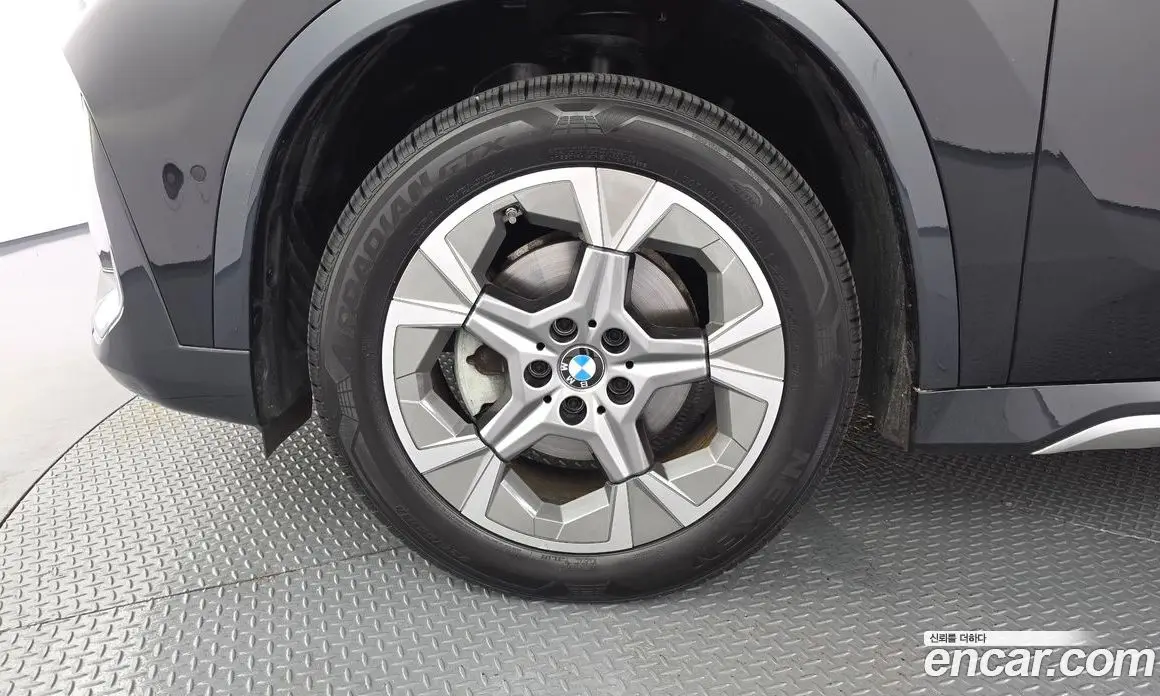 BMW X1 2023 2.0 автомат (гидро), фото 5 BMW X1 2023 2.0 автомат (гидро), фото 5