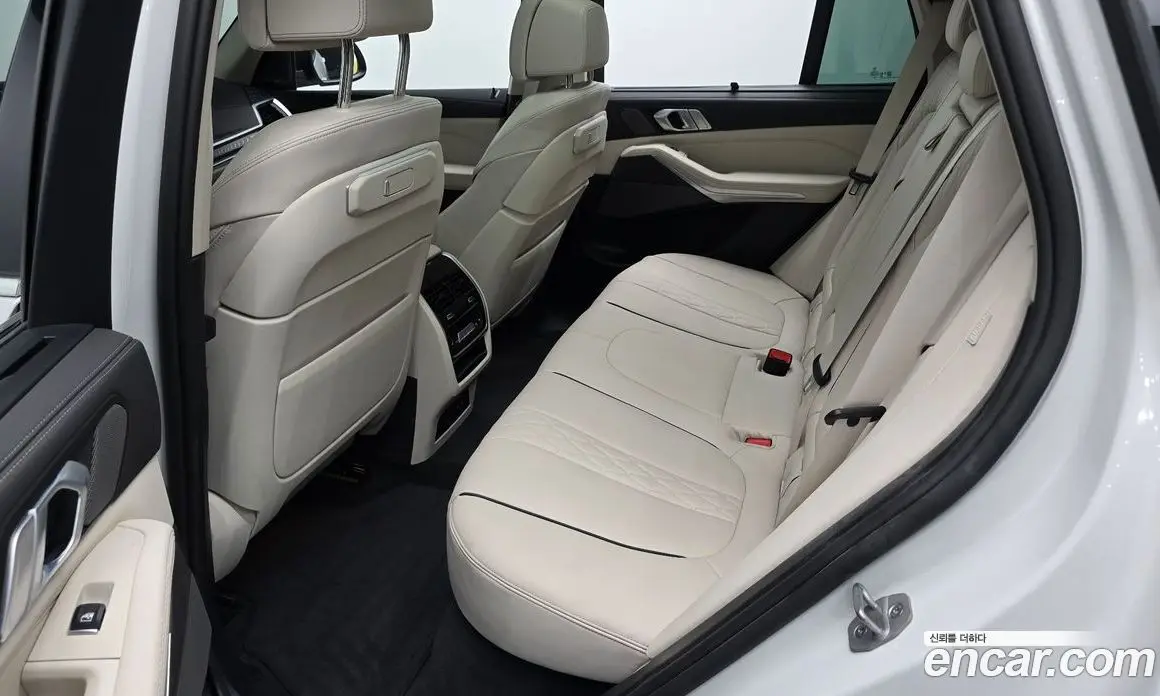 BMW X5 2025 3.0 автомат (гидро), фото 17