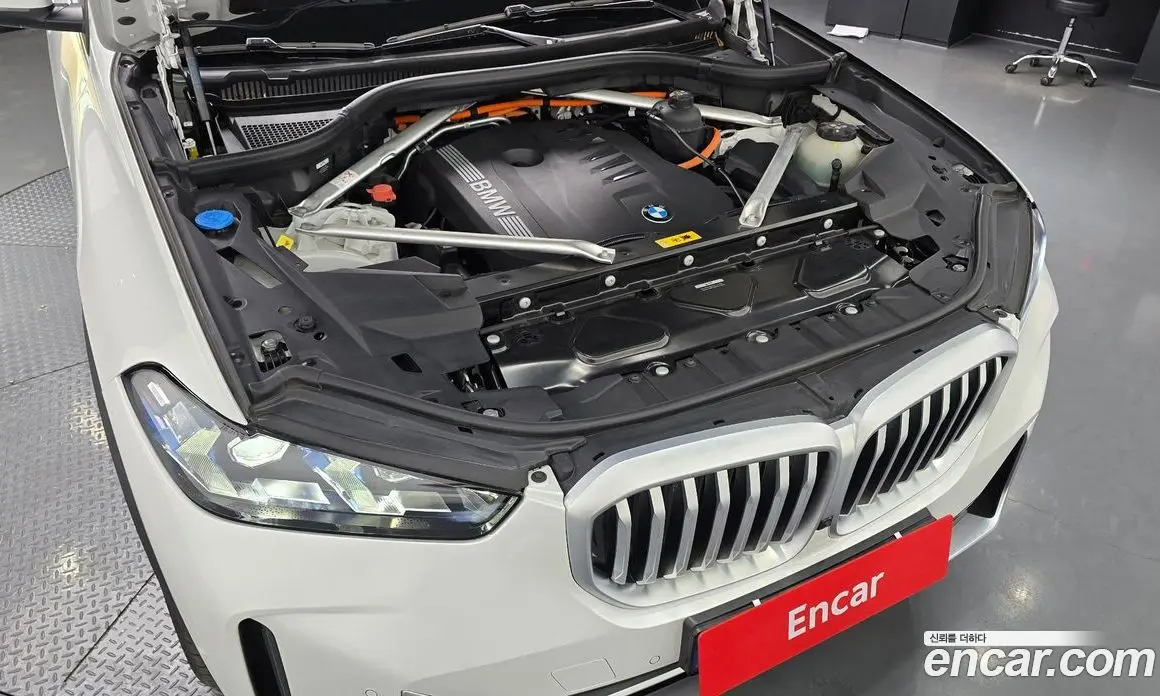 BMW X5 2025 3.0 автомат (гидро), фото 5