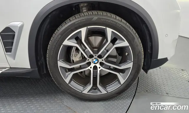 BMW X5 2025 3.0 автомат (гидро), миниатюра 6