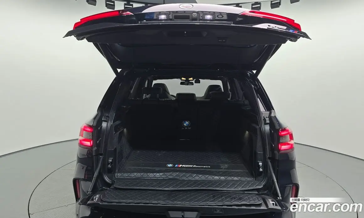 BMW X5M 2022 4.4 автомат (гидро), фото 25 BMW X5M 2022 4.4 автомат (гидро), фото 25