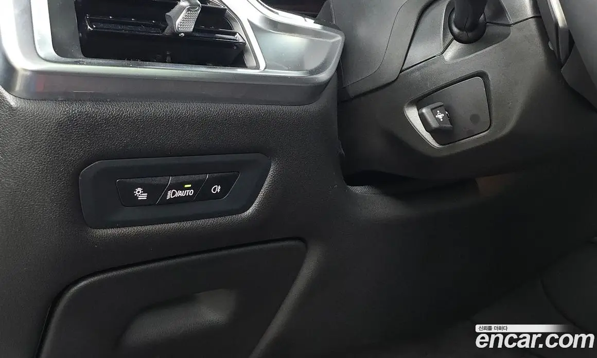 BMW X6 2025 3.0 автомат (гидро), фото 30 BMW X6 2025 3.0 автомат (гидро), фото 30