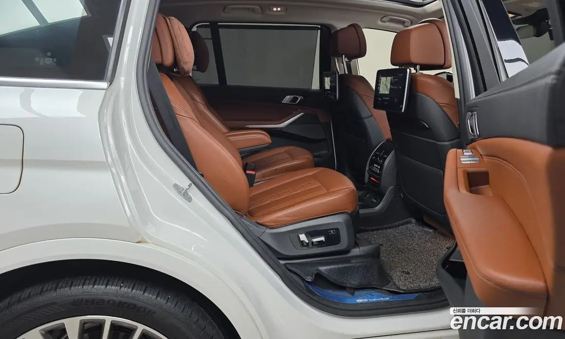 BMW X7 2021 3.0 автомат (гидро), фото 17