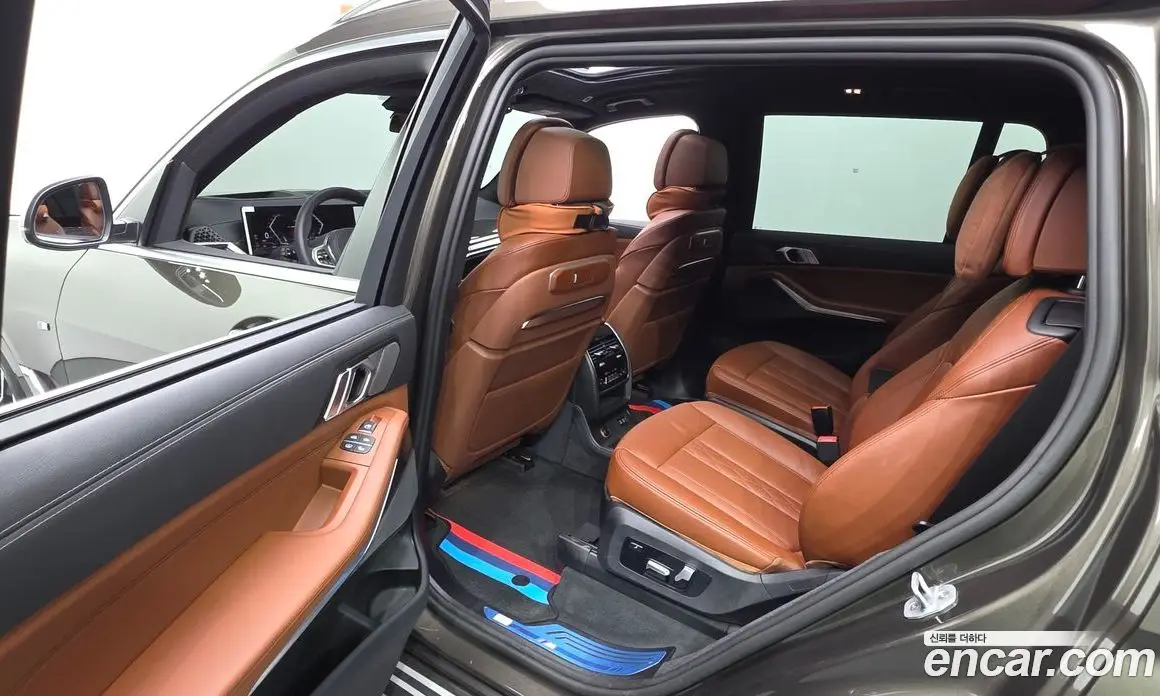 BMW X7 2025 3.0 автомат (гидро), фото 18 BMW X7 2025 3.0 автомат (гидро), фото 18