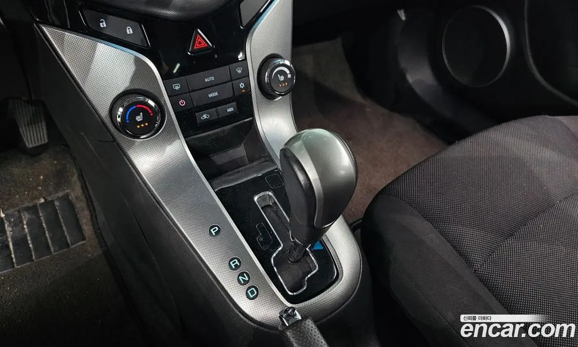 Chevrolet Cruze 2012 2.0 автомат (гидро), фото 12