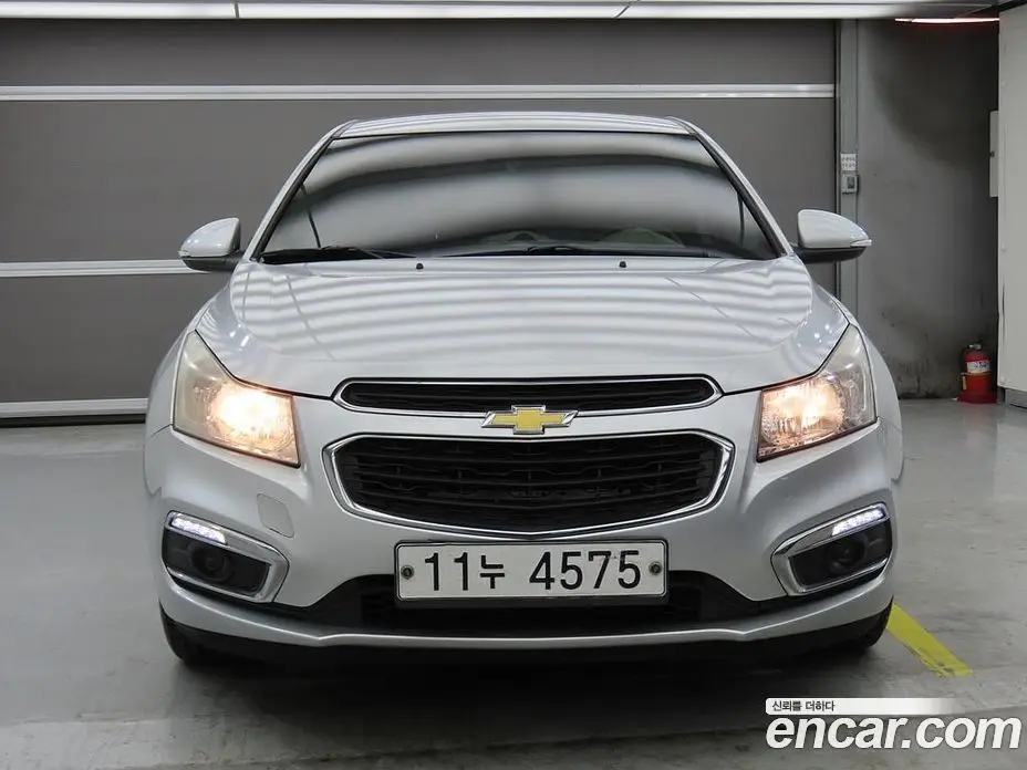 Chevrolet Cruze 2015 1.8 автомат (гидро), фото 2 Chevrolet Cruze 2015 1.8 автомат (гидро), фото 2