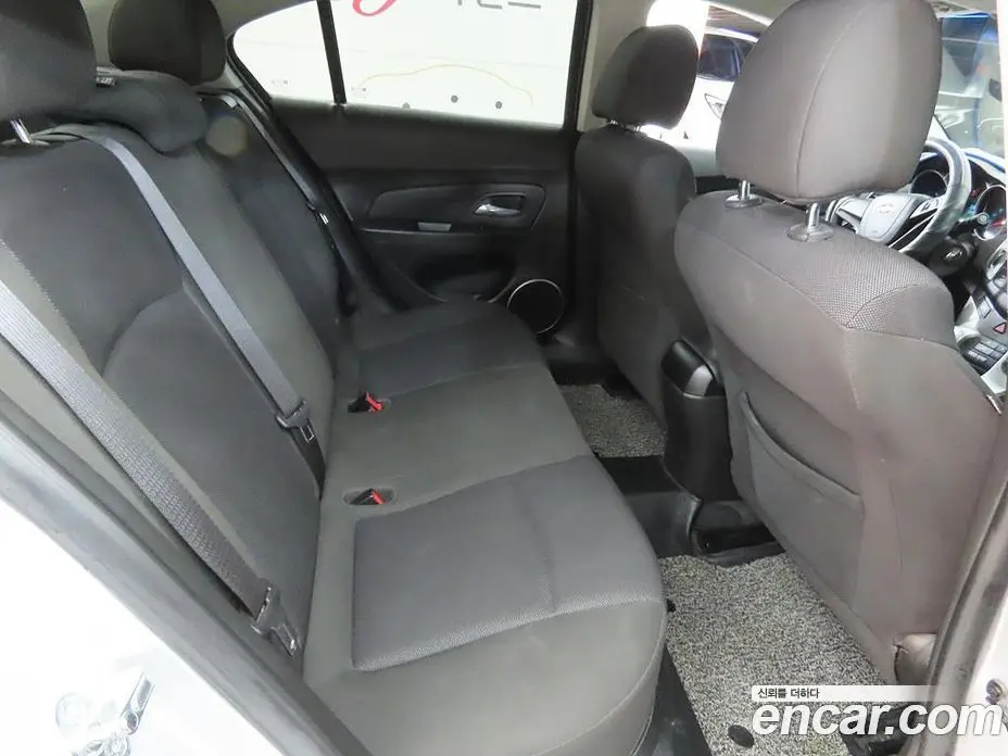 Chevrolet Cruze 2015 1.8 автомат (гидро), фото 8 Chevrolet Cruze 2015 1.8 автомат (гидро), фото 8