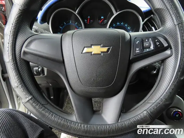 Chevrolet Cruze 2015 1.8 автомат (гидро), миниатюра 10 Chevrolet Cruze 2015 1.8 автомат (гидро), миниатюра 10