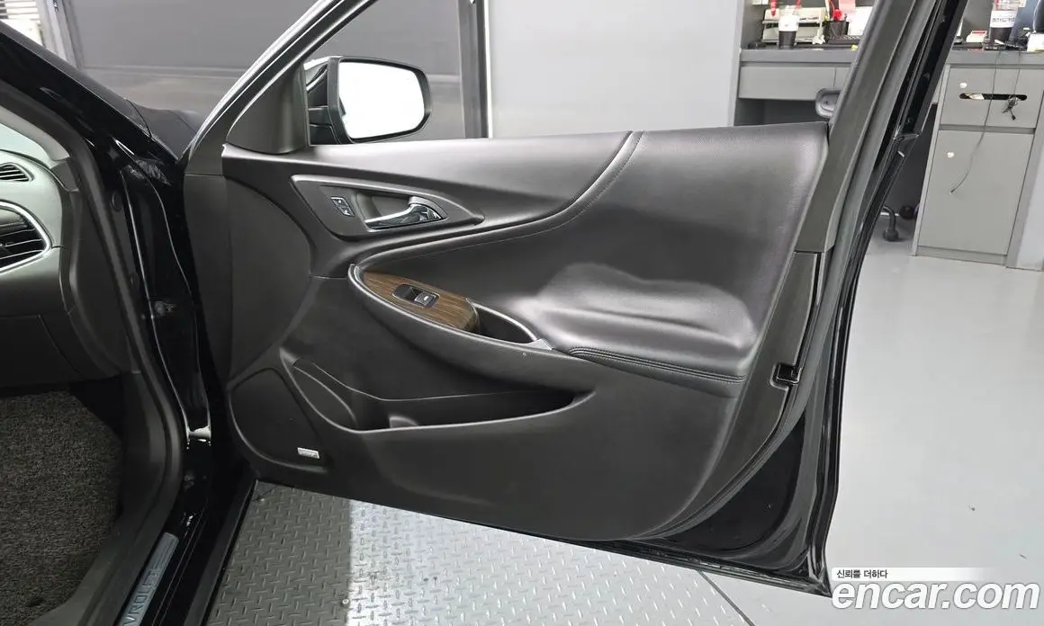 Chevrolet Malibu 2016 2.0 автомат (гидро), фото 15 Chevrolet Malibu 2016 2.0 автомат (гидро), фото 15