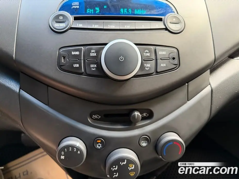 Chevrolet Matiz 2010 1.0 автомат (гидро), фото 11