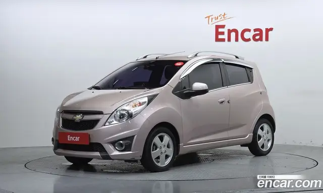 Chevrolet Spark 2012 1.0 автомат (гидро), миниатюра 1