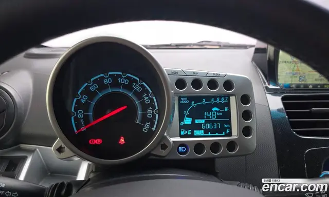 Chevrolet Spark 2012 1.0 автомат (гидро), миниатюра 11
