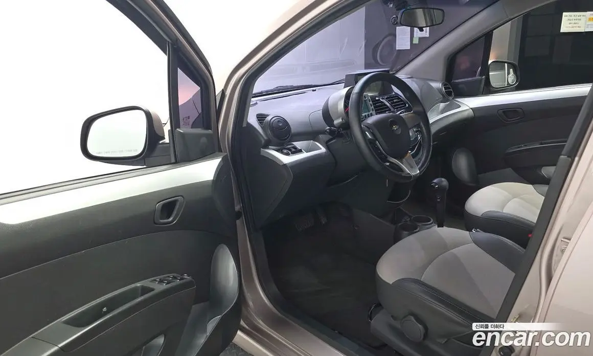 Chevrolet Spark 2012 1.0 автомат (гидро), фото 13