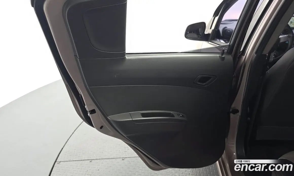 Chevrolet Spark 2012 1.0 автомат (гидро), фото 15