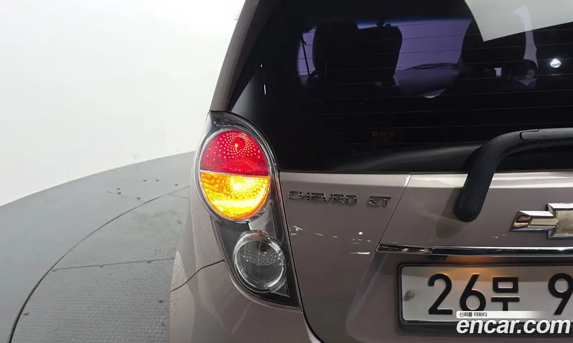 Chevrolet Spark 2012 1.0 автомат (гидро), фото 9