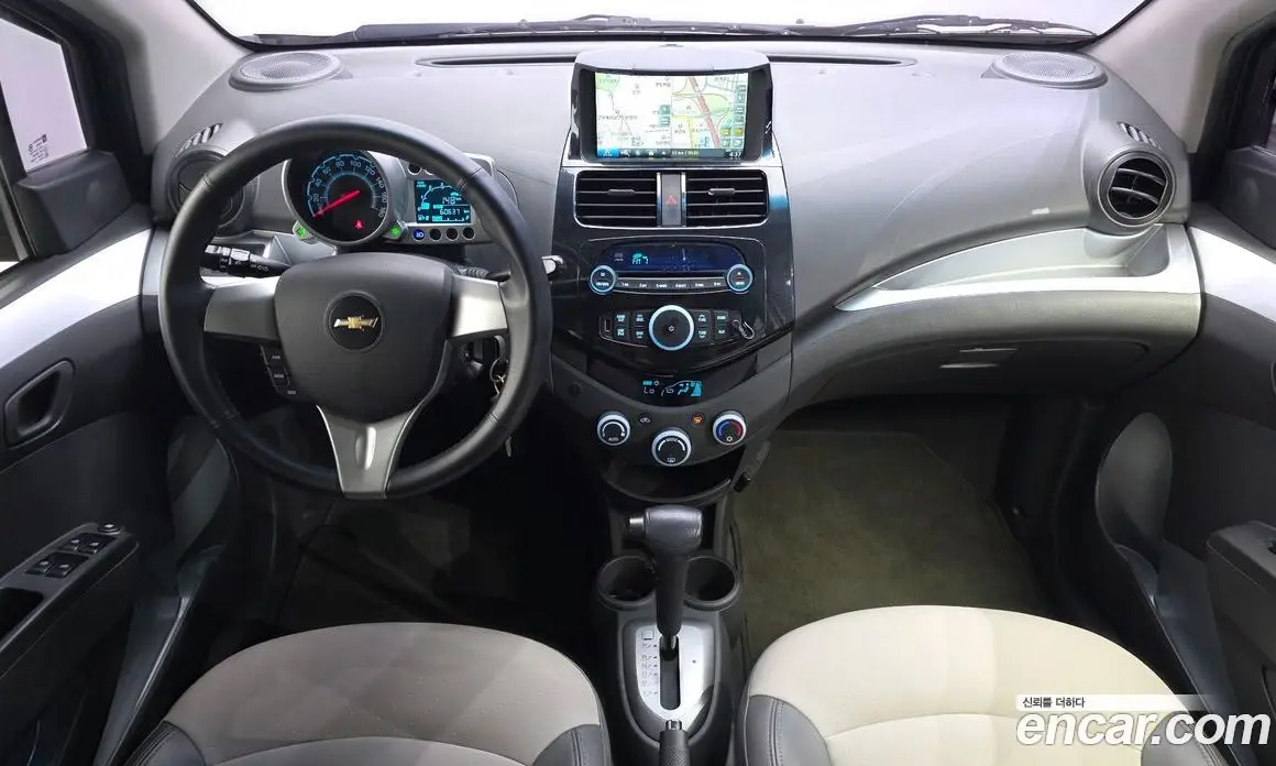 Chevrolet Spark 2012 1.0 автомат (гидро), фото 10