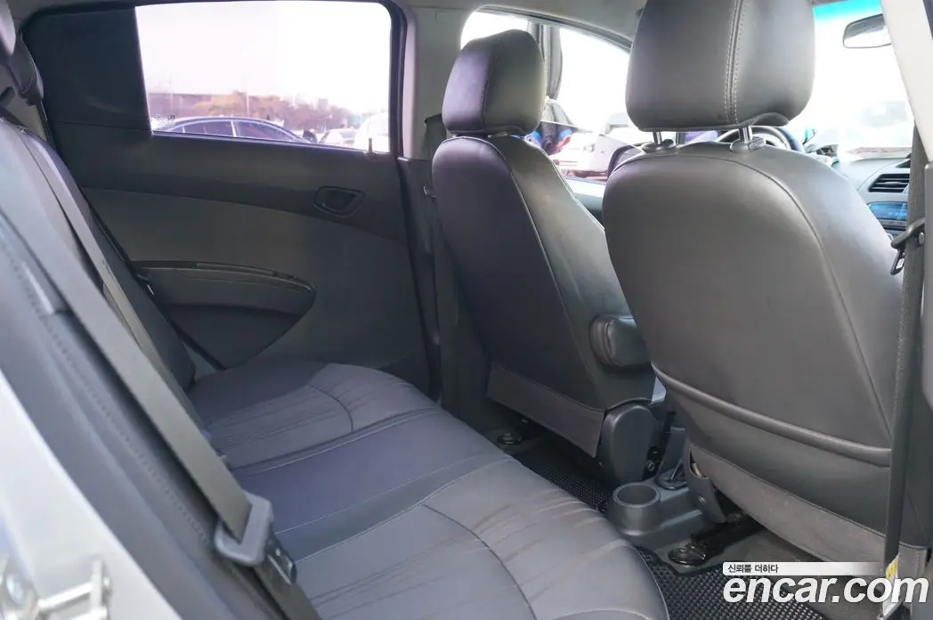 Chevrolet Spark 2013 1.0 автомат (гидро), фото 11