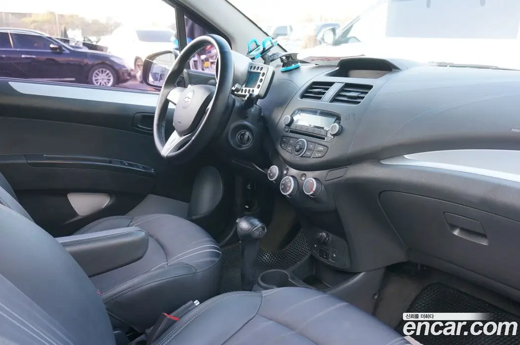 Chevrolet Spark 2013 1.0 автомат (гидро), фото 12