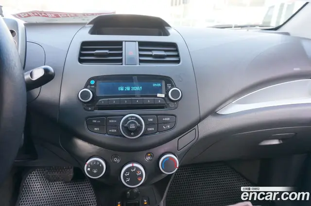 Chevrolet Spark 2013 1.0 автомат (гидро), миниатюра 7