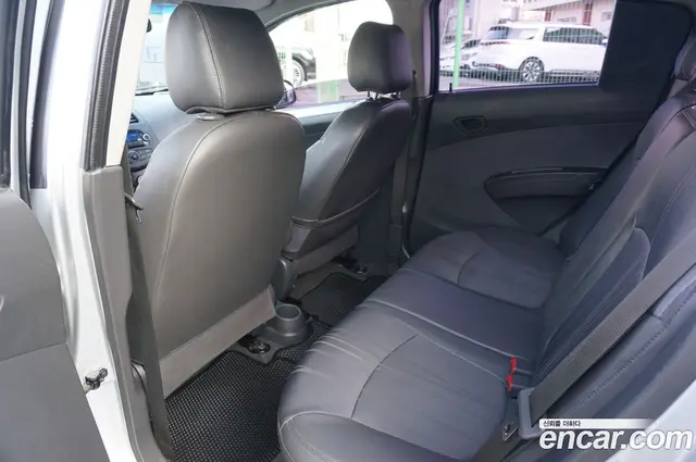 Chevrolet Spark 2013 1.0 автомат (гидро), миниатюра 9