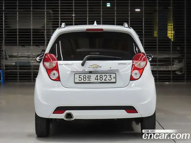 Chevrolet Spark 2014 1.0 автомат (гидро), миниатюра 3