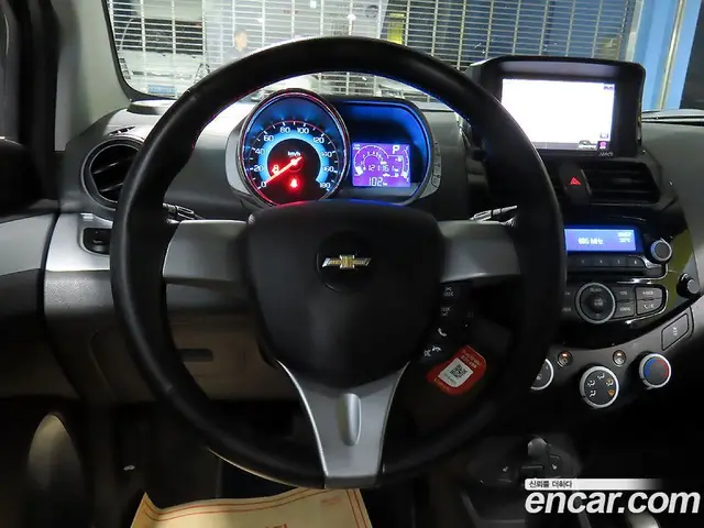 Chevrolet Spark 2014 1.0 автомат (гидро), миниатюра 10