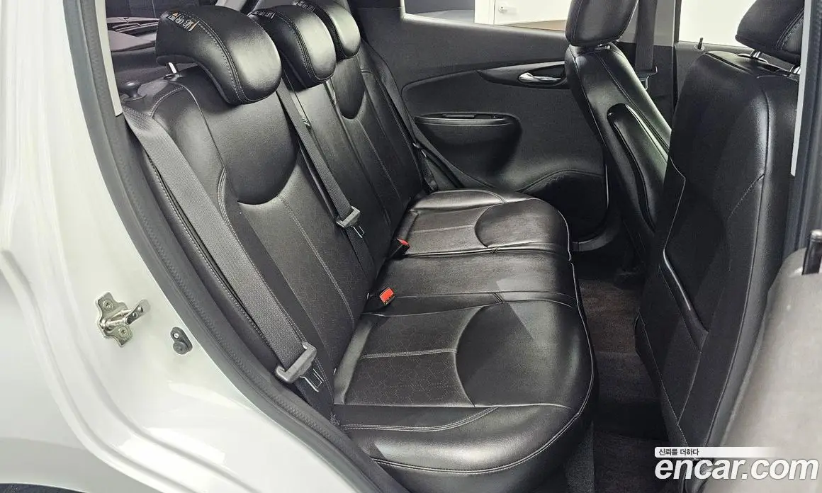 Chevrolet Spark 2016 1.0 автомат (гидро), фото 17 Chevrolet Spark 2016 1.0 автомат (гидро), фото 17