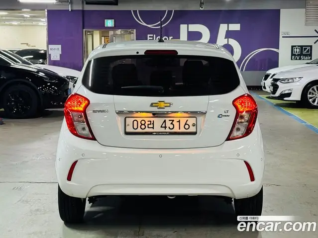 Chevrolet Spark 2017 1.0 автомат (гидро), миниатюра 4 Chevrolet Spark 2017 1.0 автомат (гидро), миниатюра 4