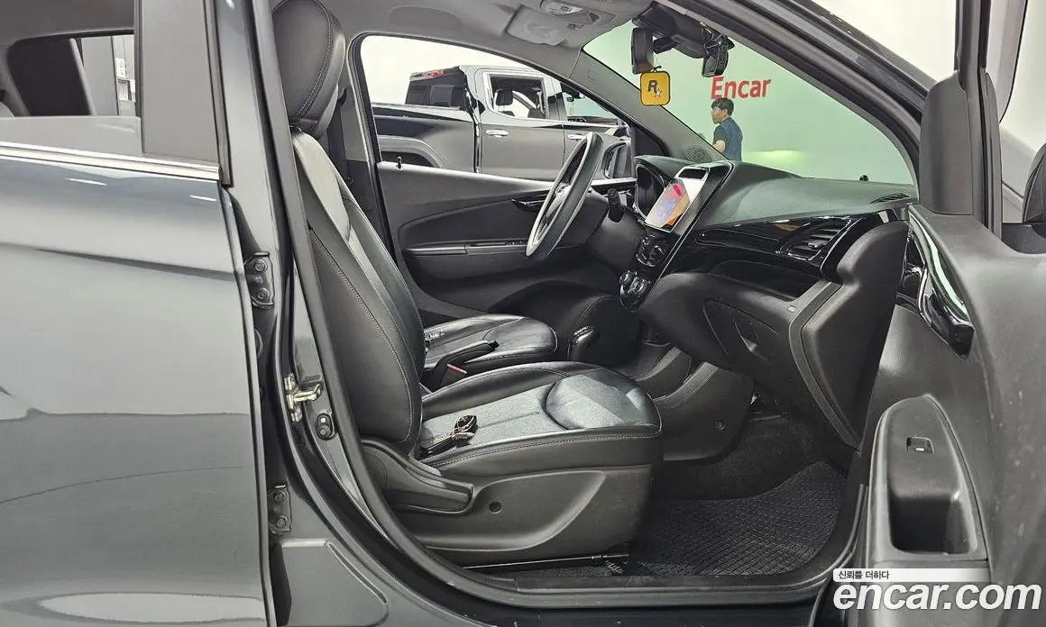 Chevrolet Spark 2018 1.0 автомат (гидро), фото 16 Chevrolet Spark 2018 1.0 автомат (гидро), фото 16