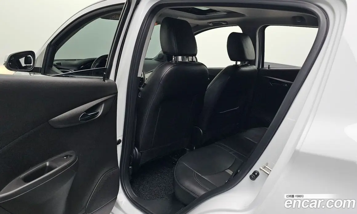 Chevrolet Spark 2019 1.0 автомат (гидро), фото 17 Chevrolet Spark 2019 1.0 автомат (гидро), фото 17