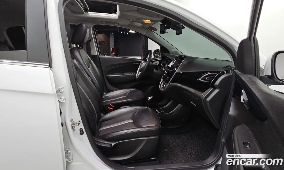 Chevrolet Spark 2019 1.0 автомат (гидро), фото 18 Chevrolet Spark 2019 1.0 автомат (гидро), фото 18