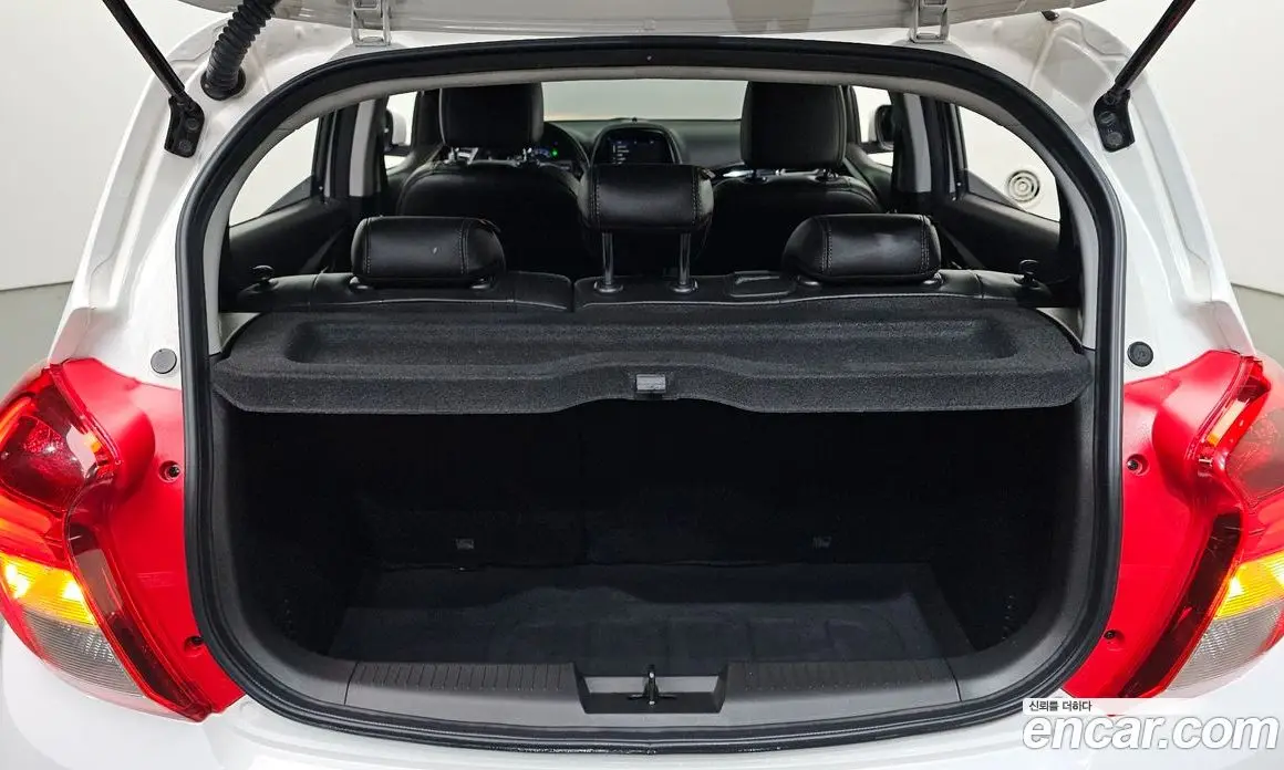 Chevrolet Spark 2019 1.0 автомат (гидро), фото 28 Chevrolet Spark 2019 1.0 автомат (гидро), фото 28